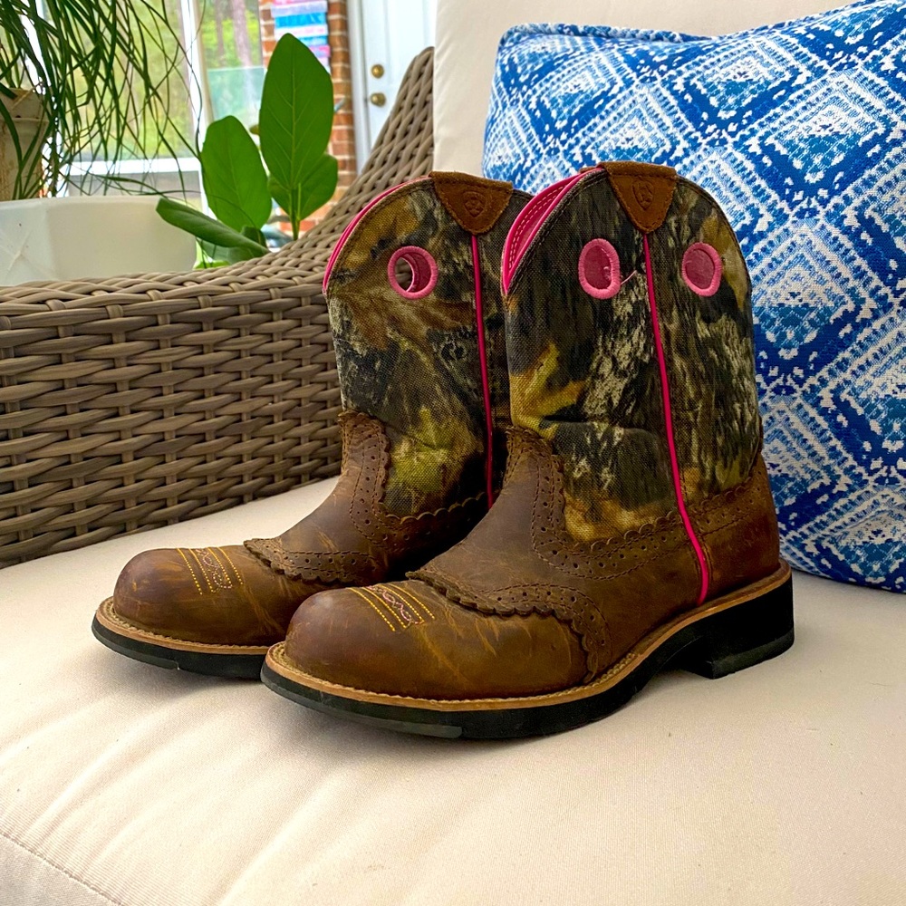Ariat Women’s Fatbaby Cowgirl Boots